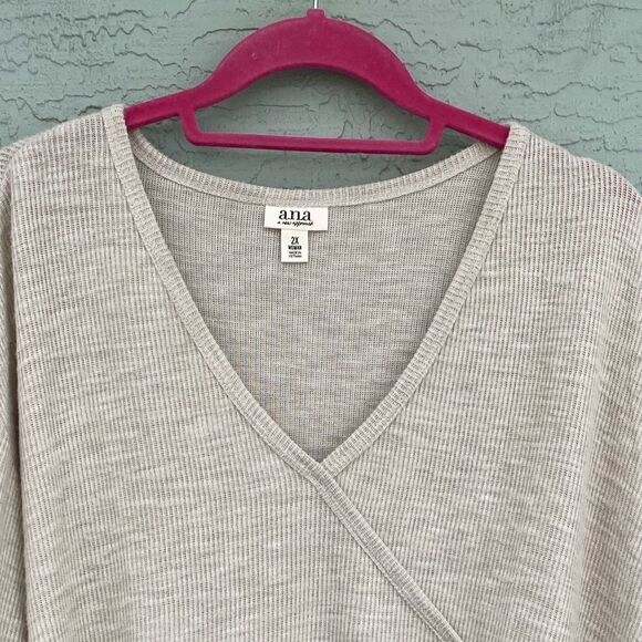 a.n.a. Sz 2X Oatmeal Heather Long-sleeve Top NWT - Picture 7 of 11